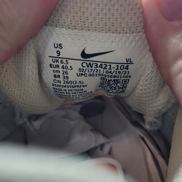 Nike Zoom Winflo 8 running women's size 9 white - Picture 9 of 9